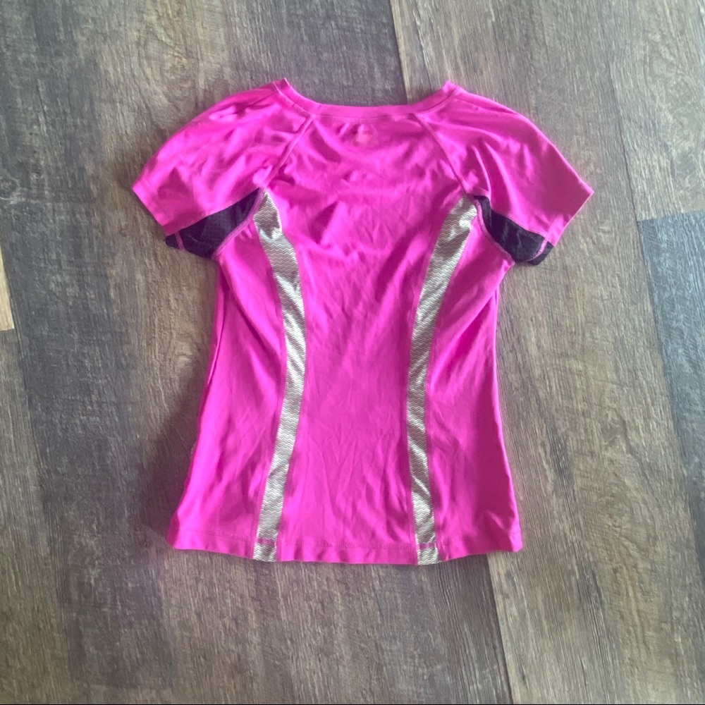 Pink athletic top - Picture 2 of 4